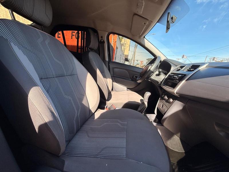 Renault Logan Life Flex 1.0 12V 4P Mec. - foto 8