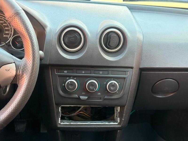 Chevrolet Celta 10l LT - foto 7