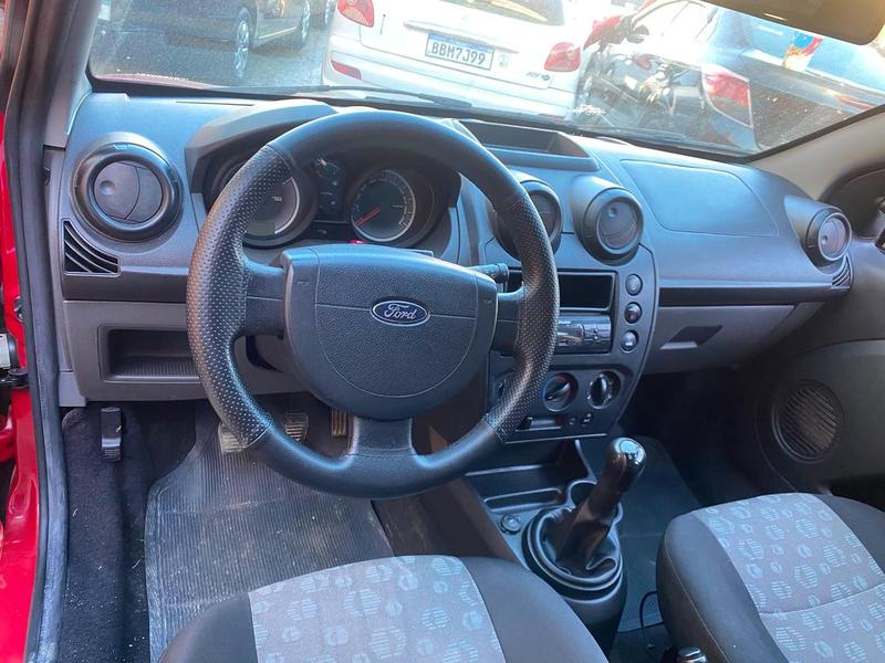 Ford Fiesta 1.6 Flex - foto 9