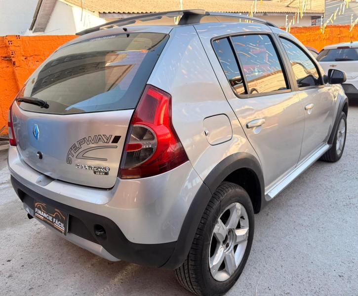 Renault Sandero Stepway - foto 8