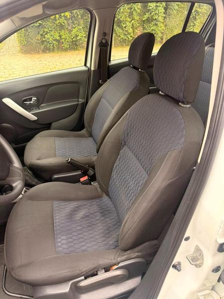 Renault Sandero Expr 1.6 - foto 9