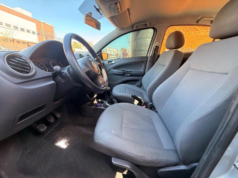 Volkswagen Gol 1.0 - foto 8