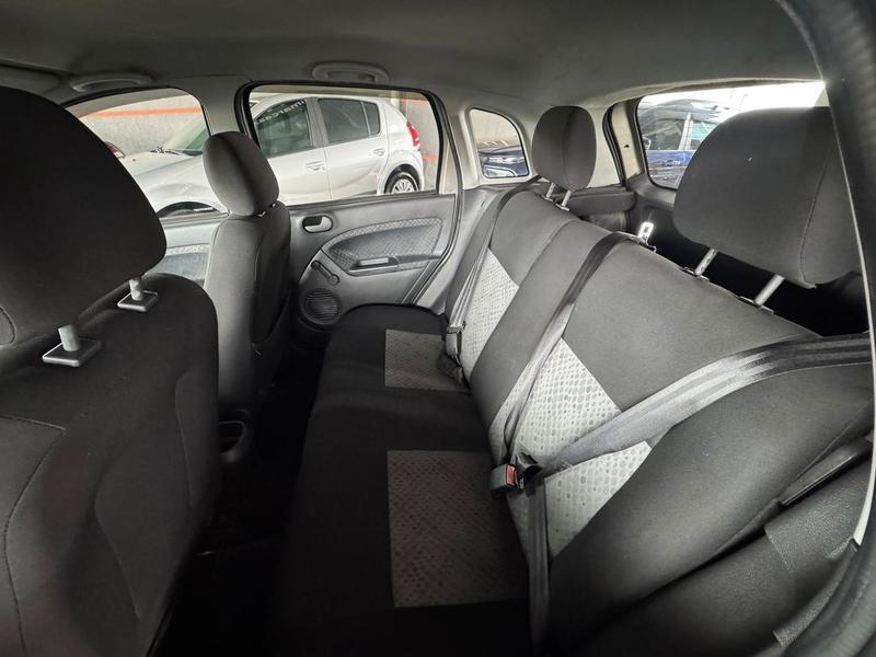 Ford Fiesta 1.6 Flex - foto 9