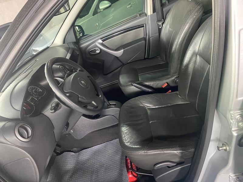 Renault Sandero Authentique Hi Flex 1.0 16V 5P - foto 11