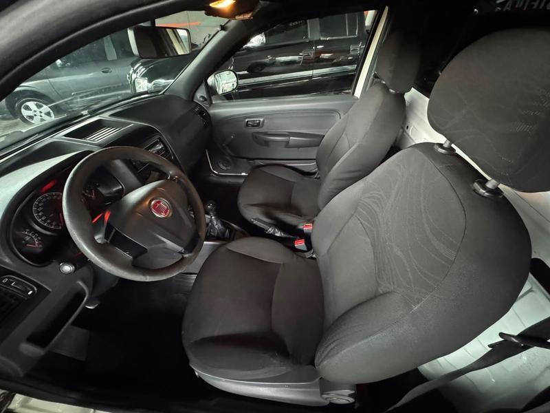 Fiat Strada Adventure 1.8 1.8 Locker Flex Ce - foto 8