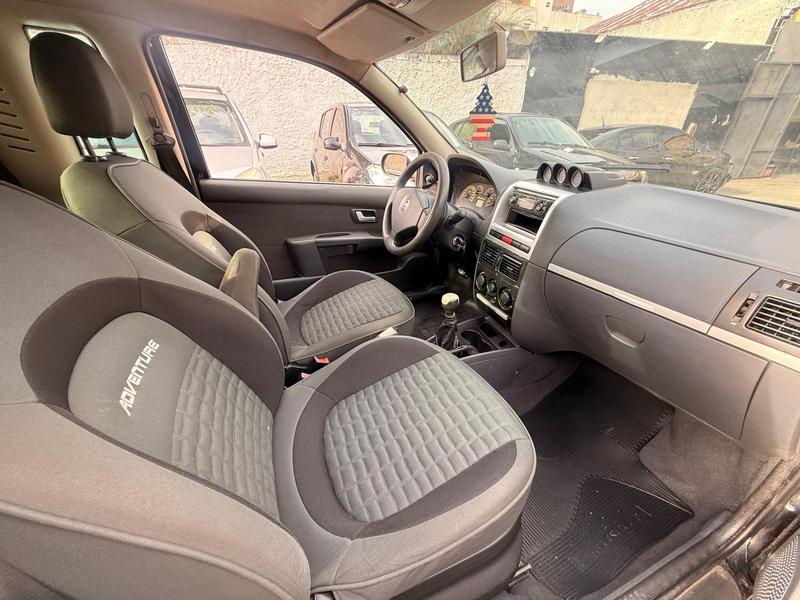 Fiat Strada Advent Flex - foto 8