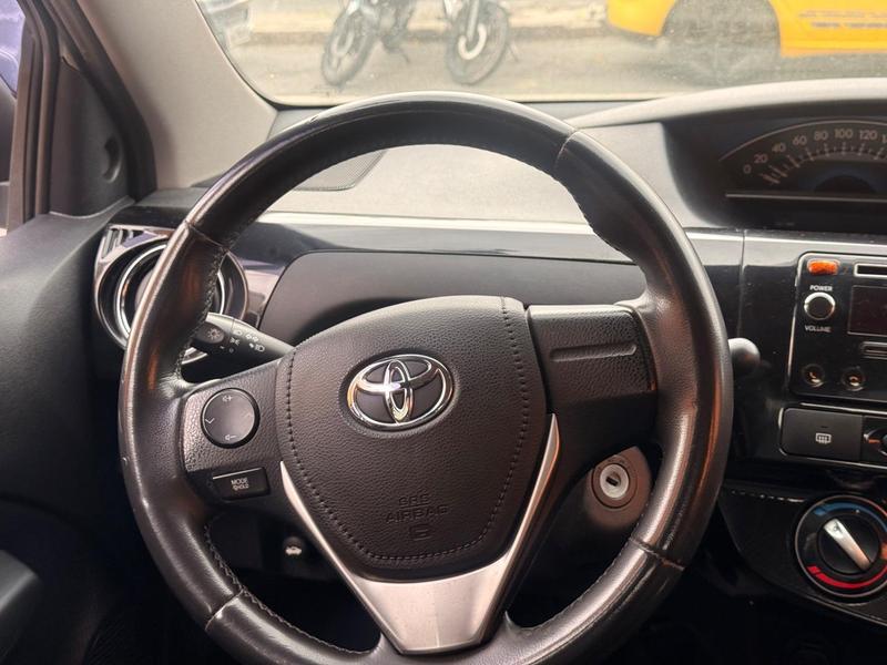 Toyota Etios Sd Xs - foto 10
