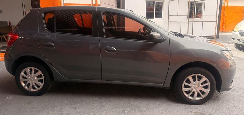 Renault Sandero Expr 1.0 - foto 4
