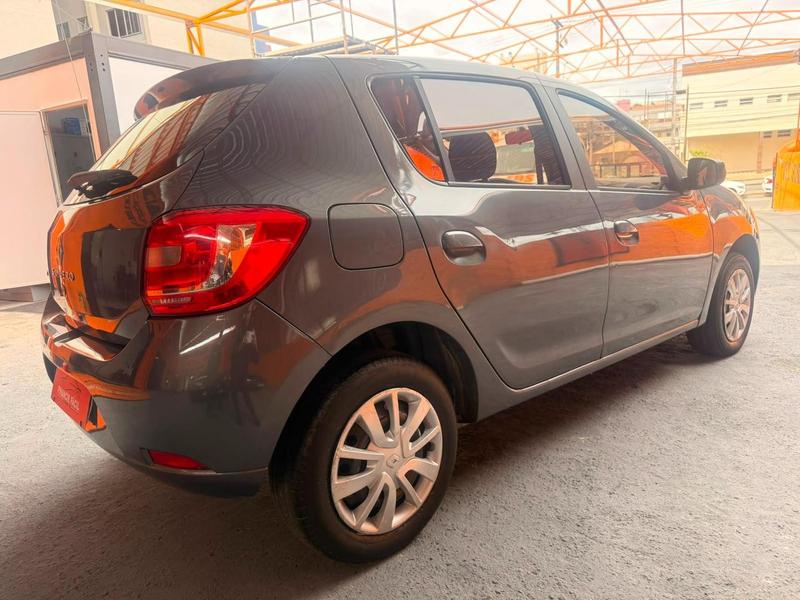 Renault Sandero Expr 1.0 - foto 8