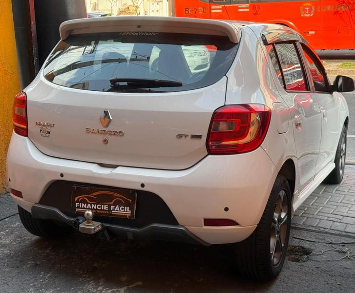 Renault Sandero Gtl 10mt - foto 4