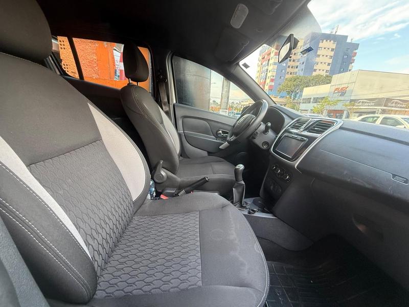 Renault Sandero Gtl 10mt - foto 8