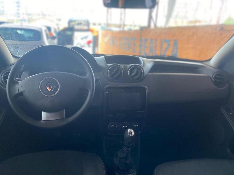 Renault Duster 2.0 D 4X2 - foto 10