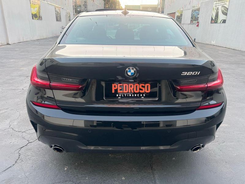 BMW 320i M Sport Flex - foto 6