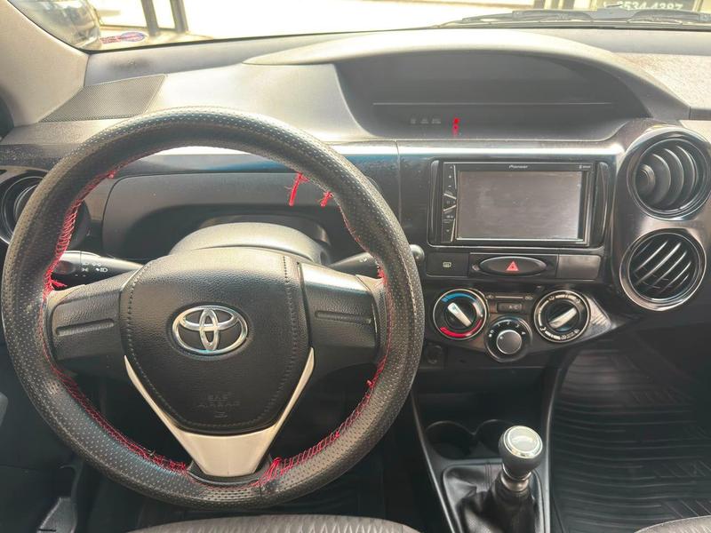 Toyota Etios Hb X 13l Mt - foto 12