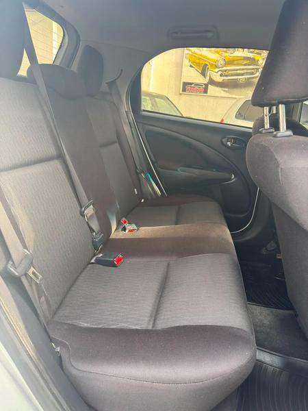 Toyota Etios Hb X 13l Mt - foto 11