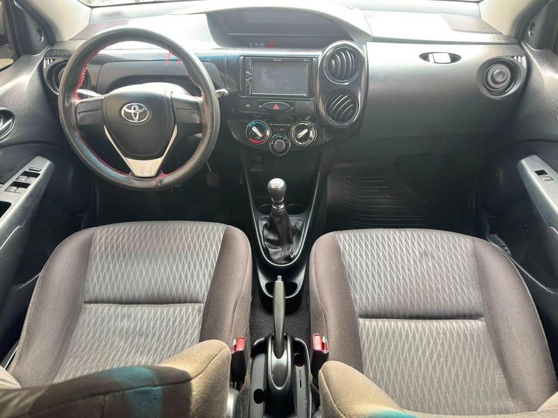 Toyota Etios Hb X 13l Mt - foto 9