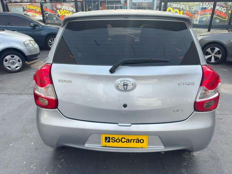 Toyota Etios Hb X 13l Mt - foto 6