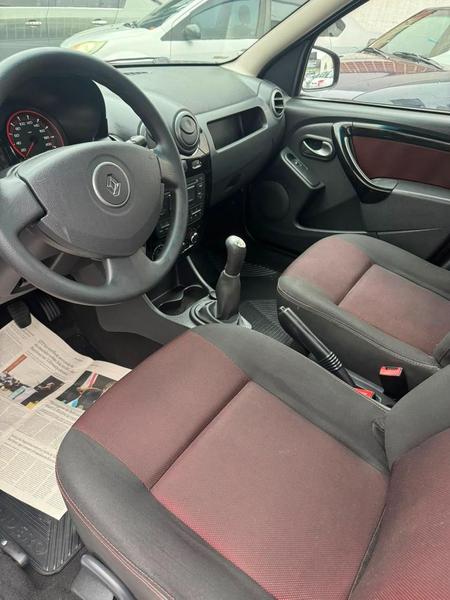 Renault Sandero Stepway 1.6 16V Hi Flex Mec - foto 14