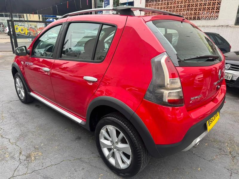 Renault Sandero Stepway 1.6 16V Hi Flex Mec - foto 4