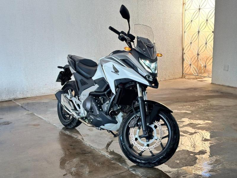 HONDA NC 750X DCT