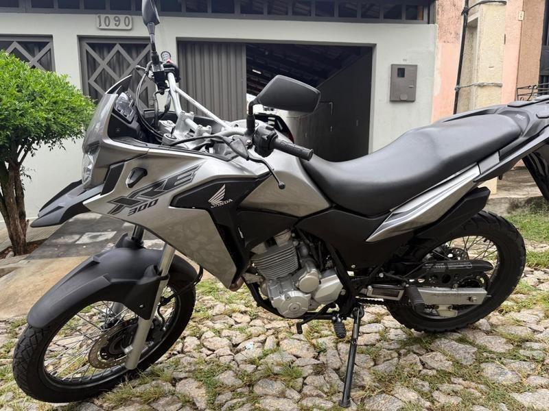 HONDA XRE 300 ABS