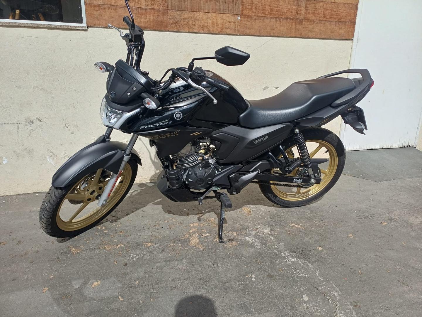 YAMAHA ybr 150 factor dx