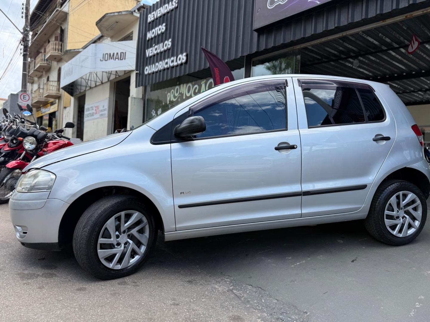 VOLKSWAGEN fox 1.6 plus