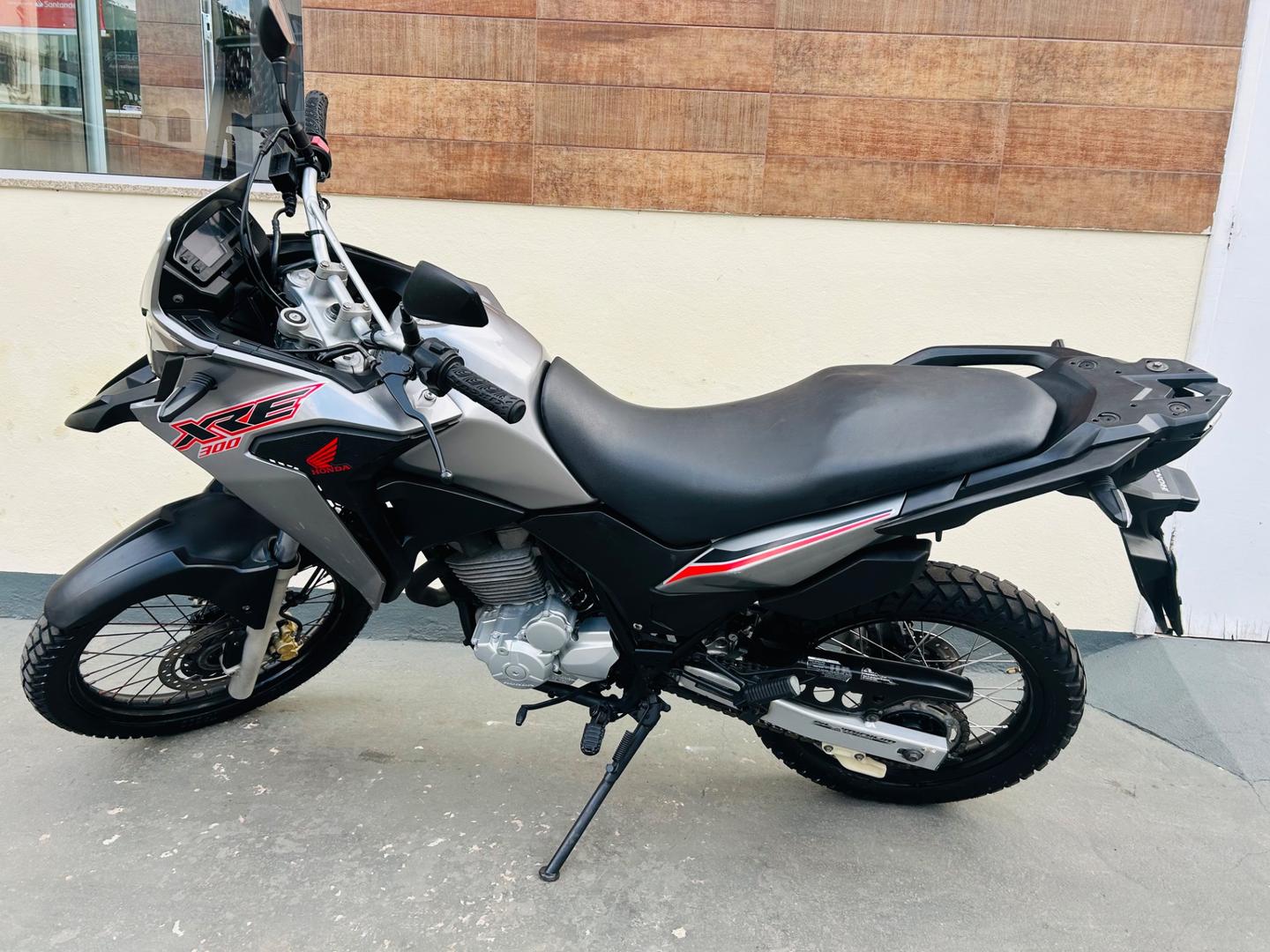 HONDA xre 300 abs