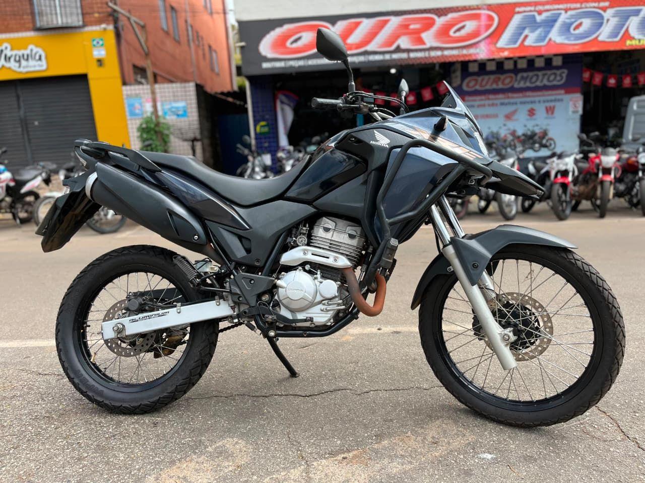 HONDA xre 300 abs