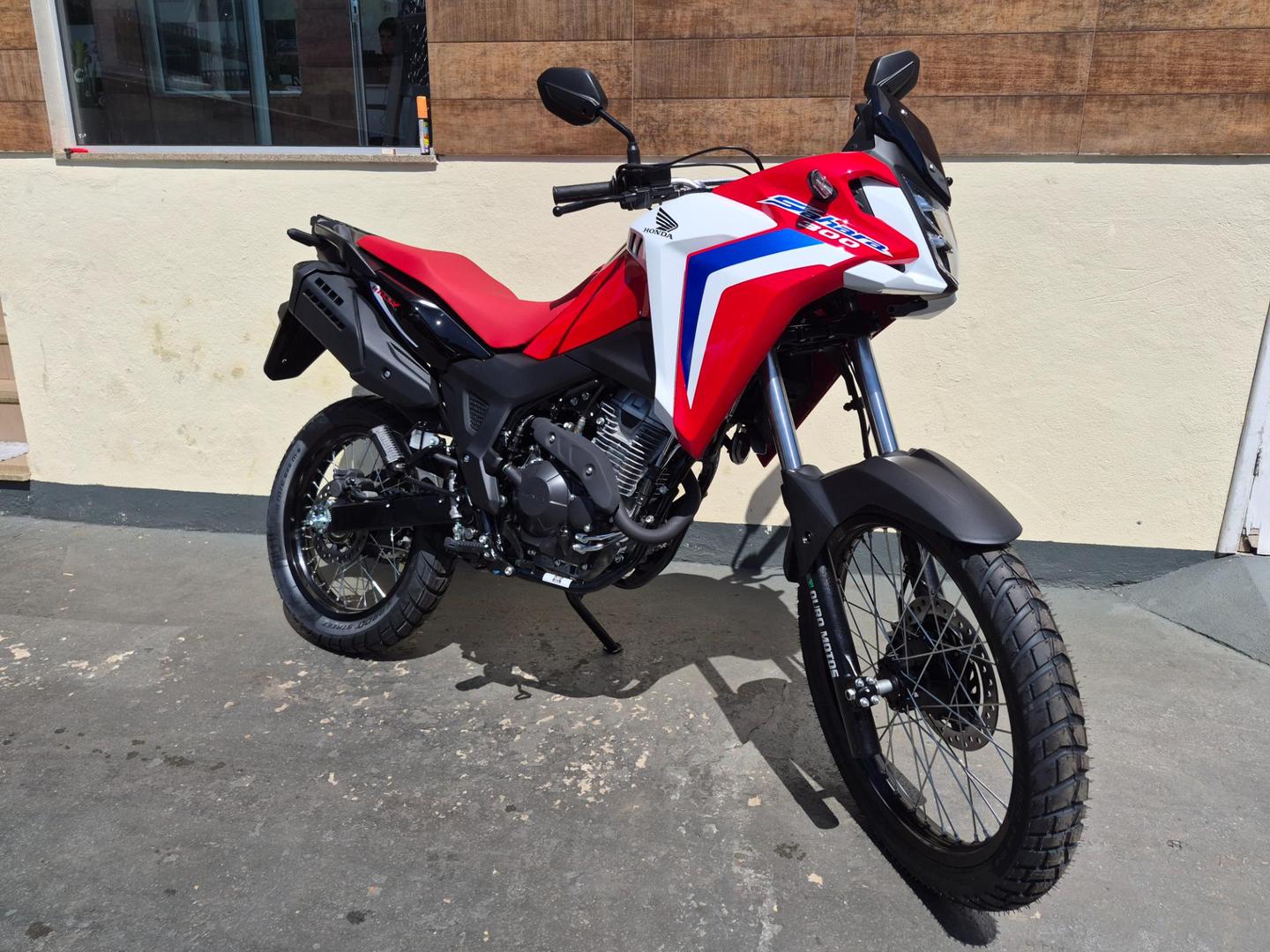 HONDA xre 300 sahara rally