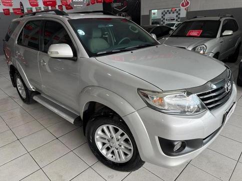 TOYOTA HILUX SW4 4X2SR