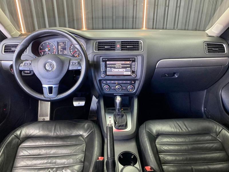 Volkswagen Jetta Highline TSI 2.0 211cv - foto 6
