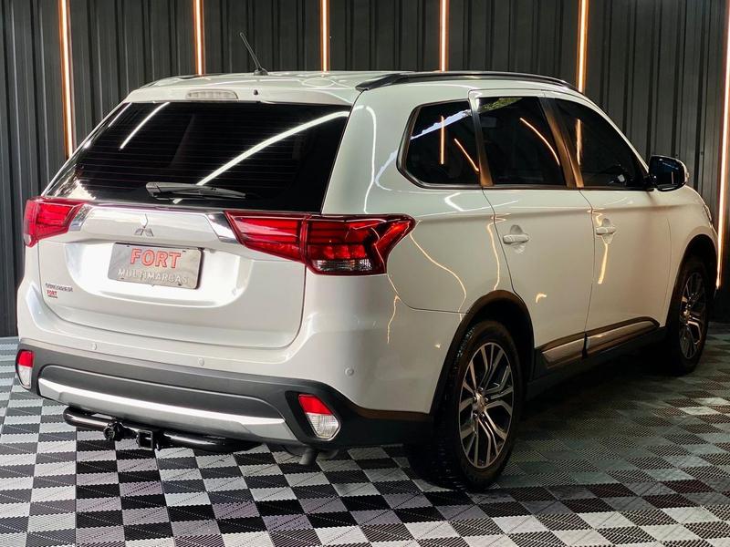 Mitsubishi Outlander 2.0 16V 160cv - foto 3