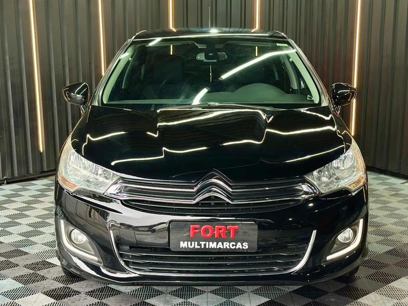 Citroën C4 Lounge Tendance 2.0 Flex 4P Mec - foto 2