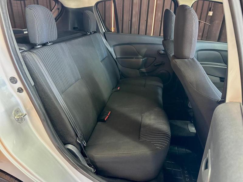 Renault Sandero Auth 1.0 - foto 10