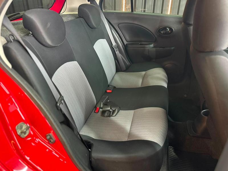 Nissan March 1.0 S - foto 10