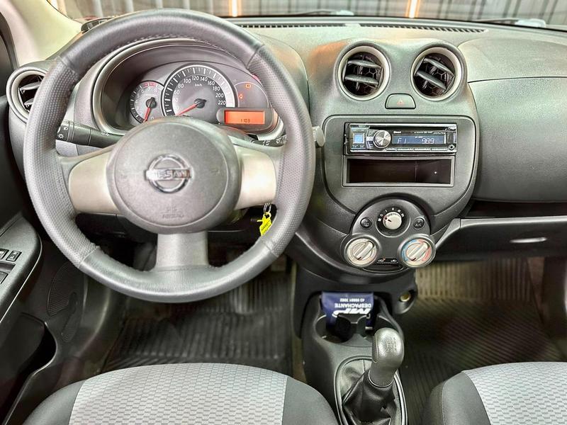 Nissan March 1.0 S - foto 7