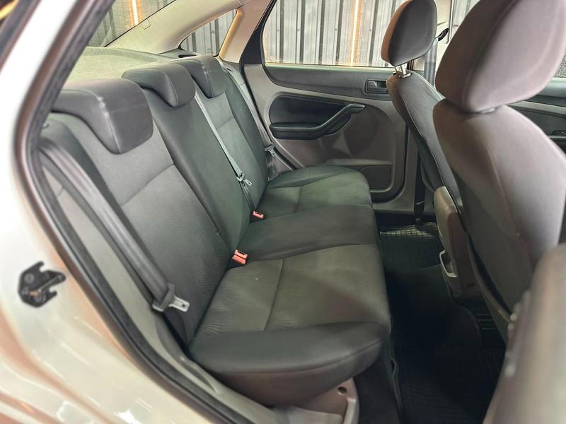 Ford Focus Sedan 2.0 16V 2.0 16V Flex 4P Aut. - foto 11