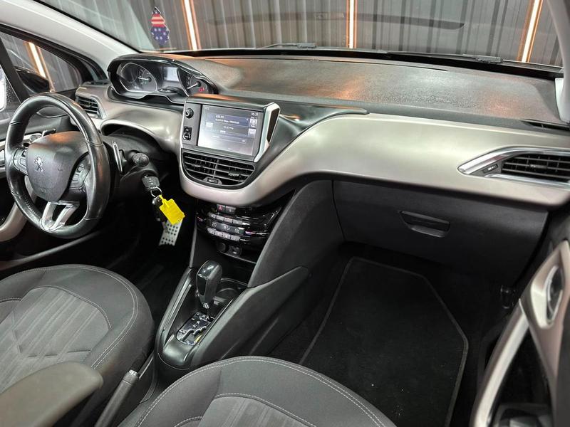 Peugeot 208 Griffe 1.6 Automático - foto 9