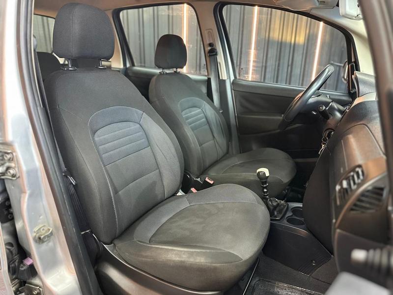 Fiat Idea 1.4 MPI Attractive 8V Flex 4P Manual - foto 10