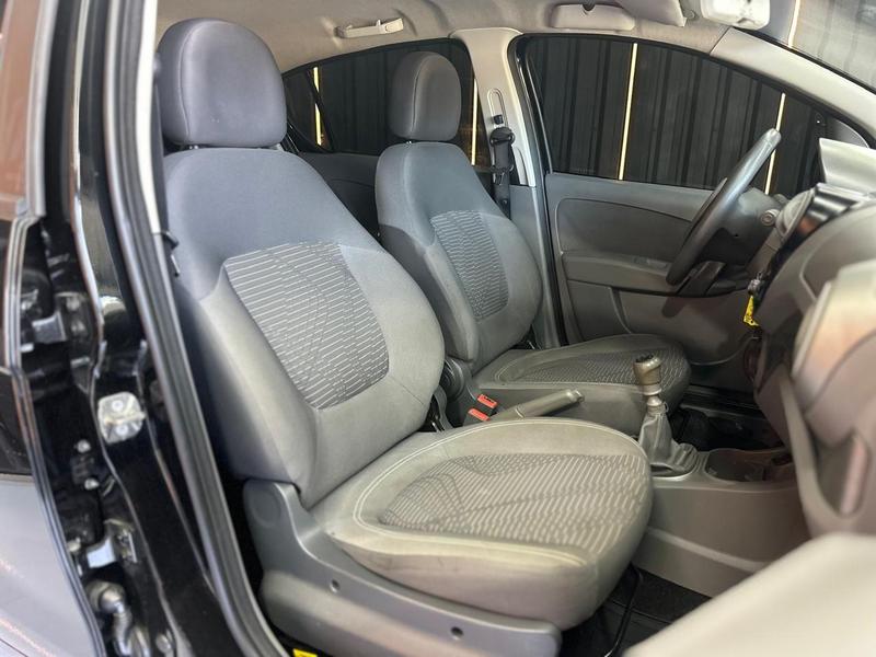 Fiat Palio Attract 1.4 - foto 9