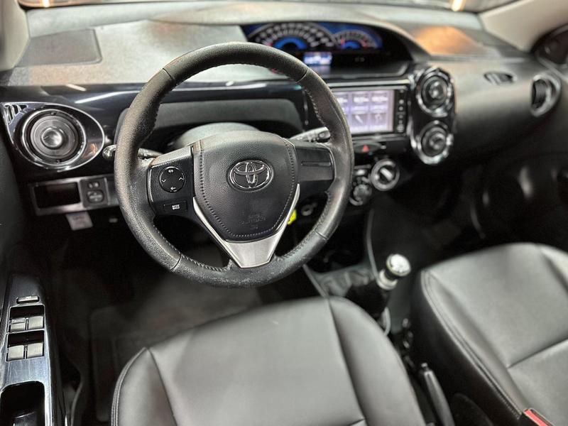 Toyota Etios 1.5 Cross Flex 16V 5P Mecanico - foto 5