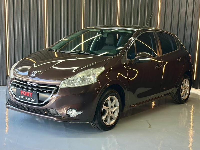Peugeot 208 2014 à venda