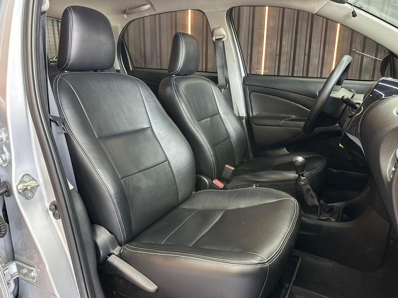 Toyota Etios Hatch X 13l Mt - foto 10