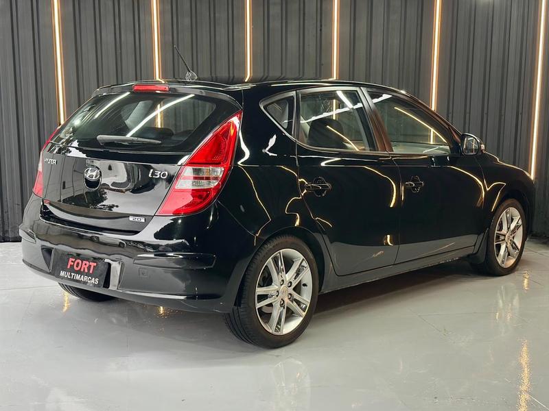 Hyundai i30 2.0 - foto 3