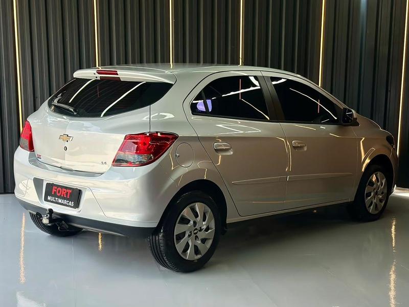 Chevrolet Onix 1.4 Mt LT - foto 3