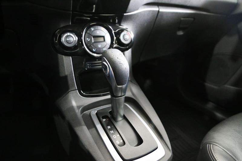 Ford Fiesta 1.6 Titanium Hatch 16V Flex 4P Powershift - foto 13