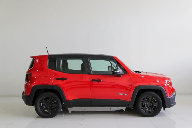 Jeep Renegade 1.8 4X2 16V - foto 4