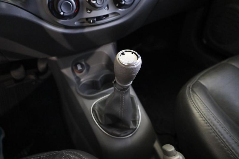 Fiat Palio Attract 1.4 - foto 11