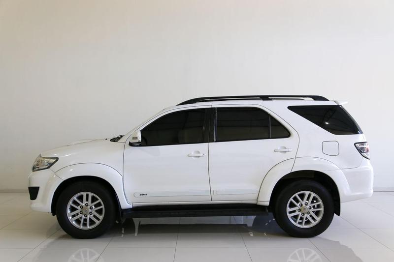 Toyota SW4 3.0 Srv 4X4 16V Turbo Intercooler Diesel 4P Automático - foto 5